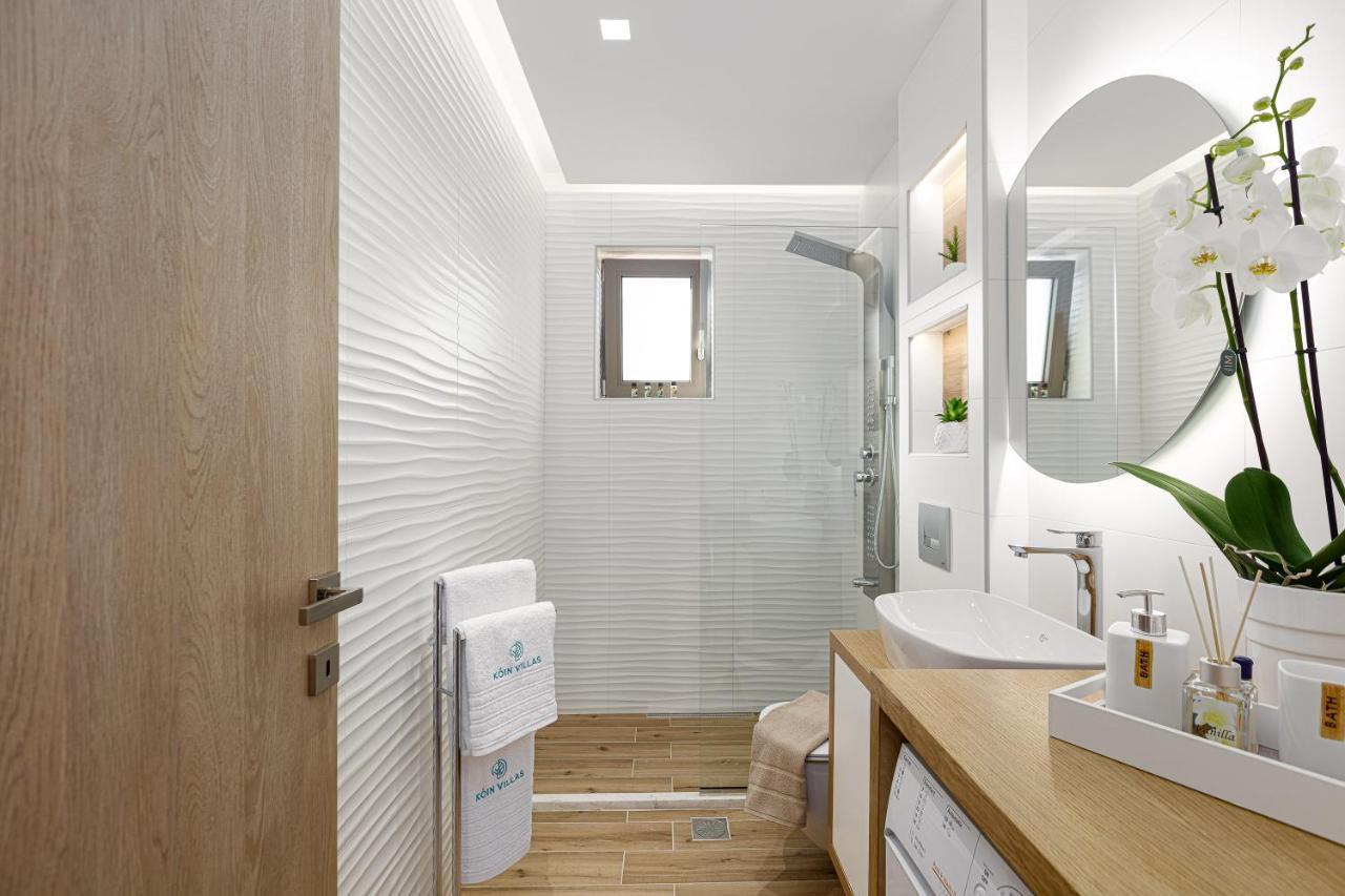 Koin Villa Sunrise, With Heated Pool & Whirlpool Perama  Exterior photo
